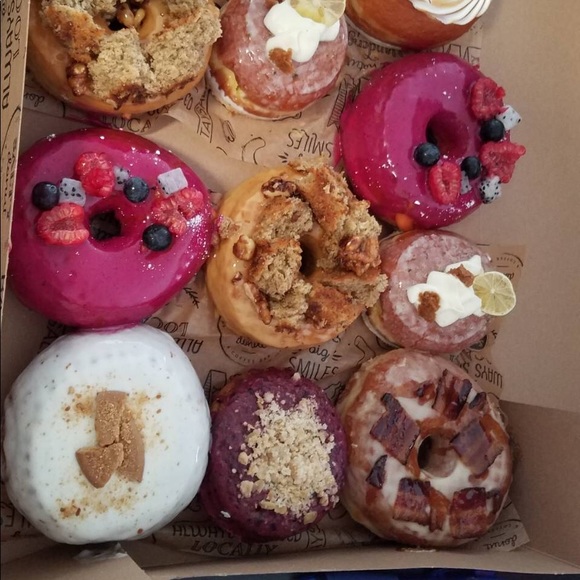 Meet your Posher, Daniel - Picture 1 of 1